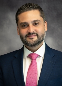 Ali Vaghefi Headshot